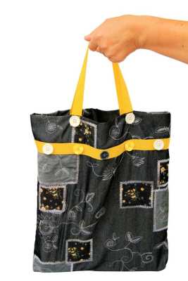 Stofftasche | Handarbeit | Knöpfe | Floral | Gelb Stofftasche | Handarbeit | Knöpfe | Floral | Gelb