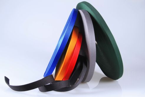 PA-Gurtband | 25 mm Breite | Meterware | Reißfest und Soft | Glänzende Bandware | Heimtierbedarf | 2,8 mm Stärke