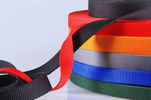PA-Gurtband | 25 mm Breite | Meterware | Reißfest und Soft | Glänzende Bandware | Heimtierbedarf | 2,8 mm Stärke
