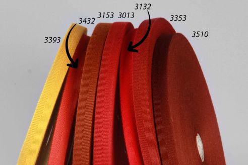 Einfassband | 100 m | weiche Bandware | Köperband aus PAC | 30 mm breit | Rottöne-Auswahl
