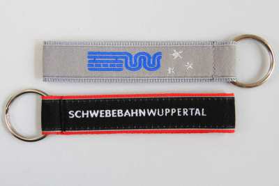 Schlüsselanhänger | ab 100 Stück mit Ihrem Text oder Logo eingewebt,  2,5 cm breit und 10 cm lang mit 30 mm Schlüsselring