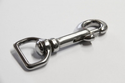 Edelstahl V4A Karabinerhaken 20 mm mit Bolzen, drehbar Edelstahl V4A Karabinerhaken 20 mm mit Bolzen, drehbar