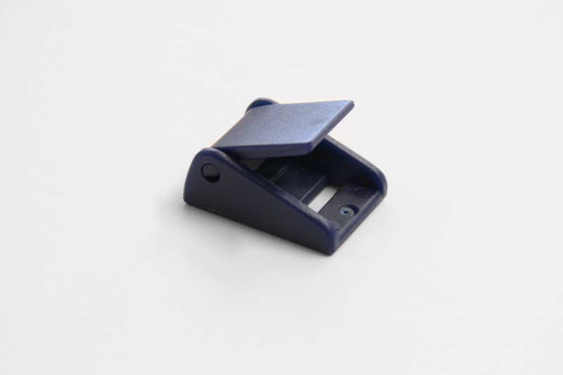 Marineblaue Klemm-Schnalle aus Kunststoff 15 mm