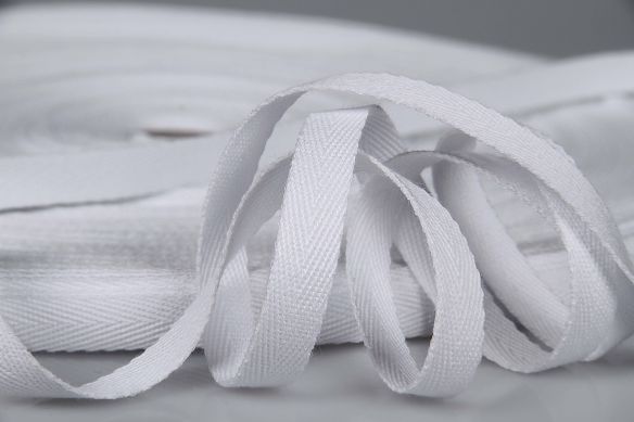 Baumwollband | Köperband | Einfassband | 100 m Rollenware | 15 mm Breite | Weiß | 0,3 mm Stärke