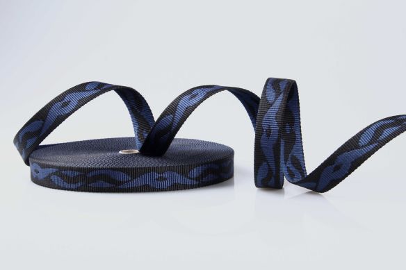 PA-Motivband Keltic | Marine/Schwarz | Meterware | Softes Nylon Gurtband mit beidseitigem Keltik-Design | 25 mm | 1,8 mm Stärke