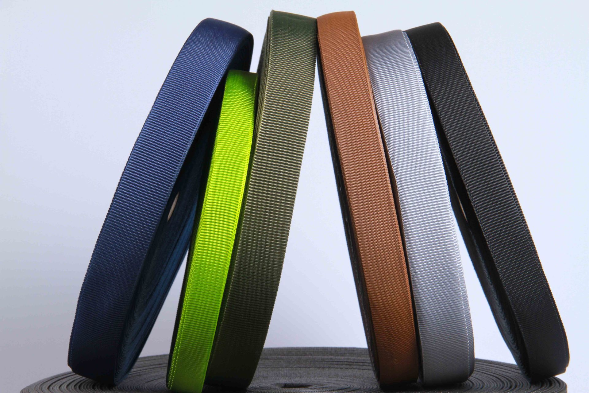PP-Gurtband  -  40 mm Breite  -  50 m Rollenware  -  Farbauswahl  -  Einfassband  -  1,0 mm Stärke