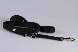 Leichte Hundeleine | Universal | Längenverstellbar | 220 cm lang | 30 mm breit | Schwarz