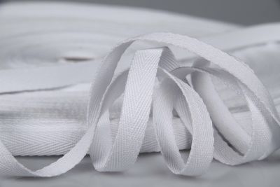 Baumwollband  -  Köperband  -  Einfassband  -  100 m Rollenware  -  15 mm Breite  -  Weiß  -  0,3 mm Stärke
