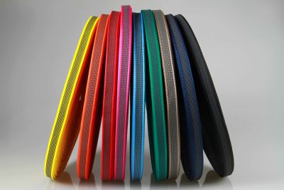 Anti-Rutsch  -  50 mtr. Rolle  -  20 mm breit  -  Farbauswahl  -  Training  -  beidseitige schwarze Gummierung  -  Hundesport und Pferdesport 